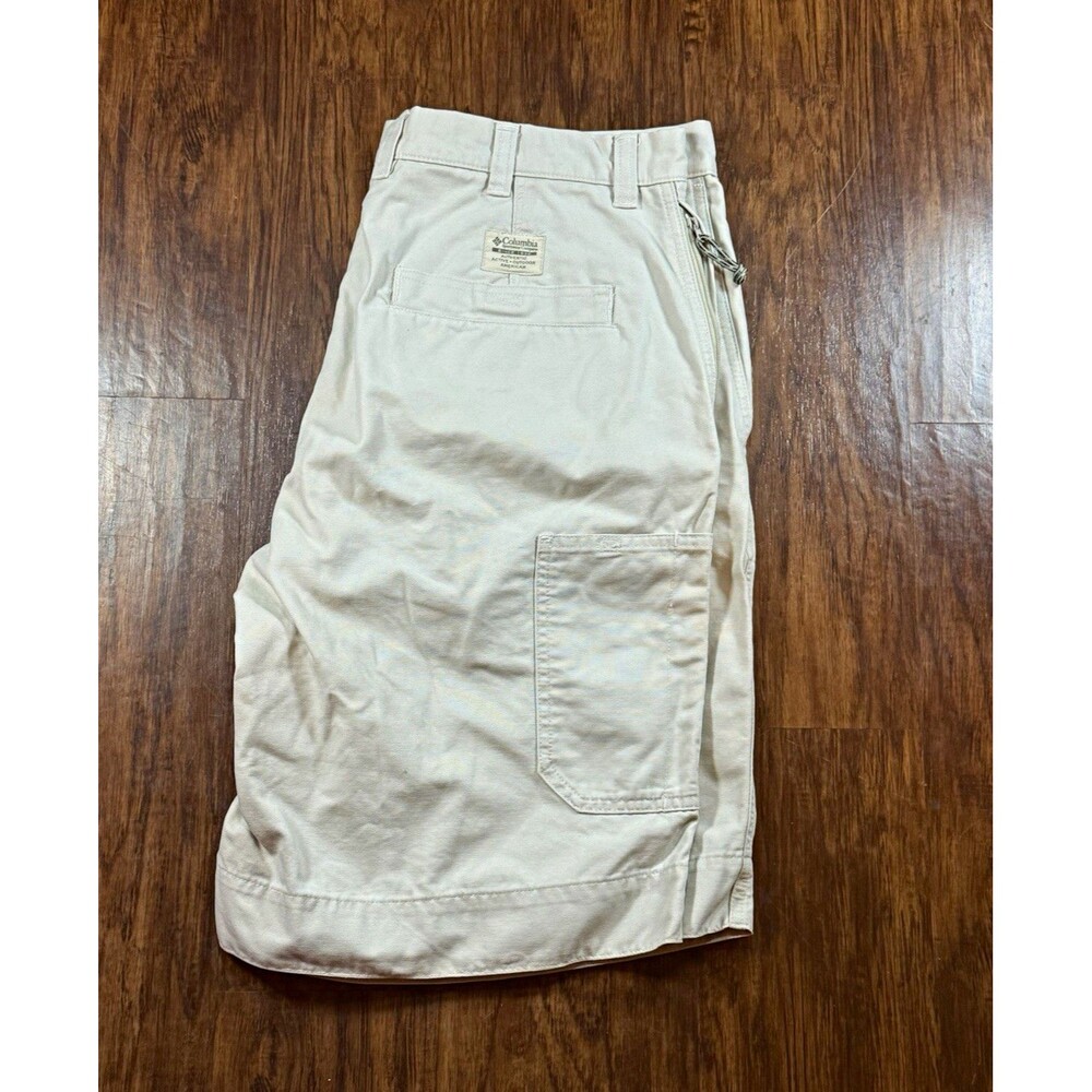 Columbia Men’s Beige Cargo Shorts Size 36 10" Inseam Flat Front Zip Pockets